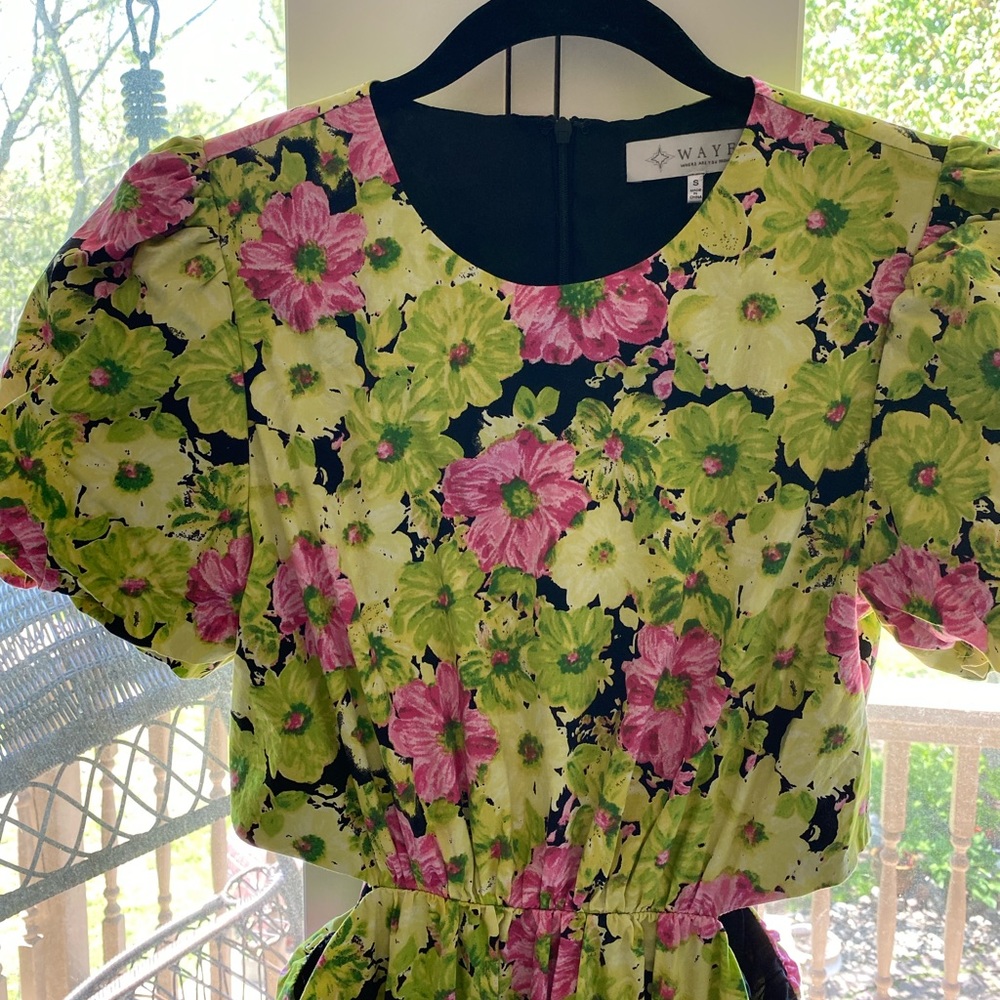Dress size S but is a little loose